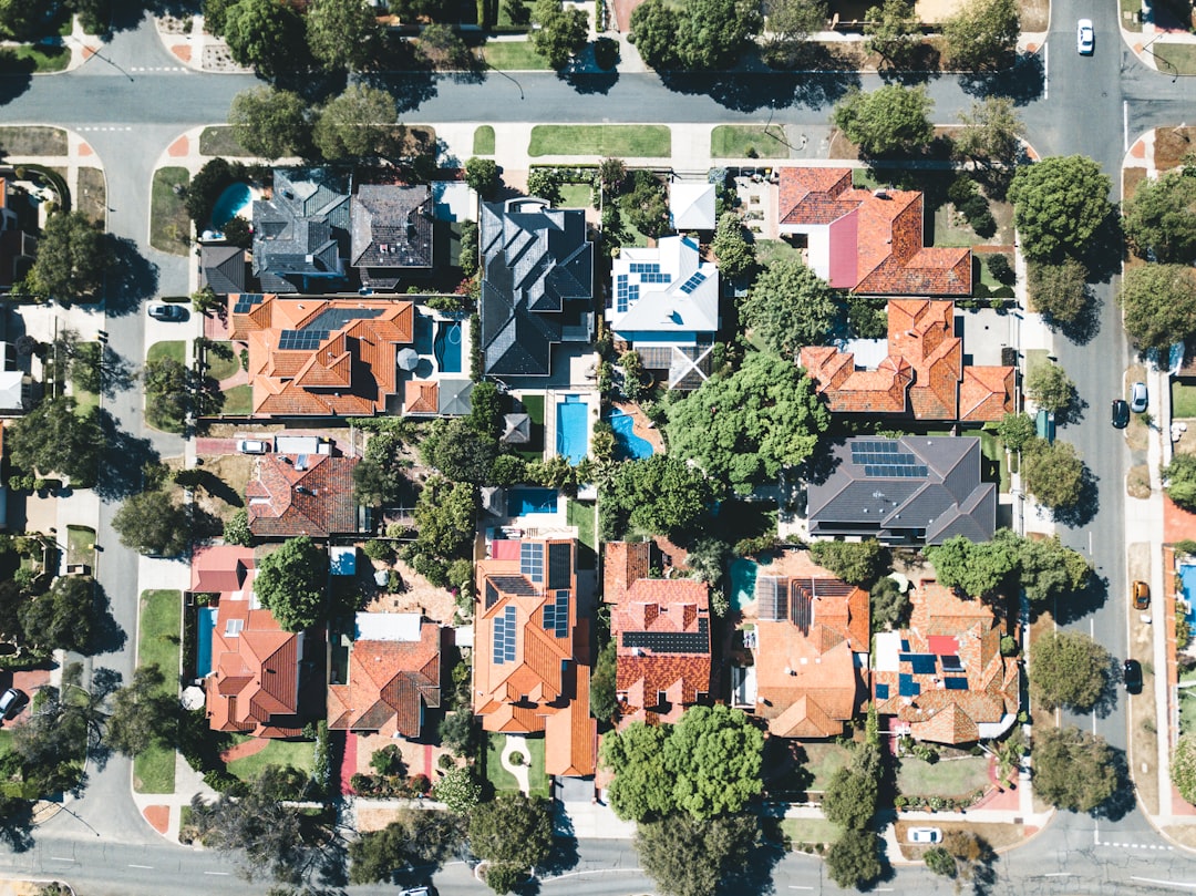 Photo Real Estate Intelligence