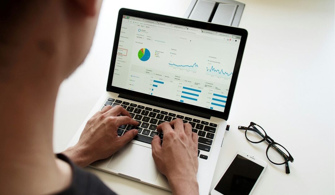 Analytics Career Paths: Adapting to AI-Driven Transformation